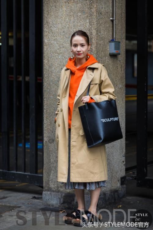 够大够时髦！今夏的包款就是大！大！大！