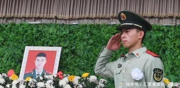21岁消防战士谢勇“魂归故里”，母亲泣不成声让我看他最后一眼