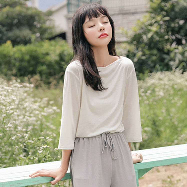 姐姐都45岁了就喜欢穿这样的小上衣，真别说，显得超年轻好美