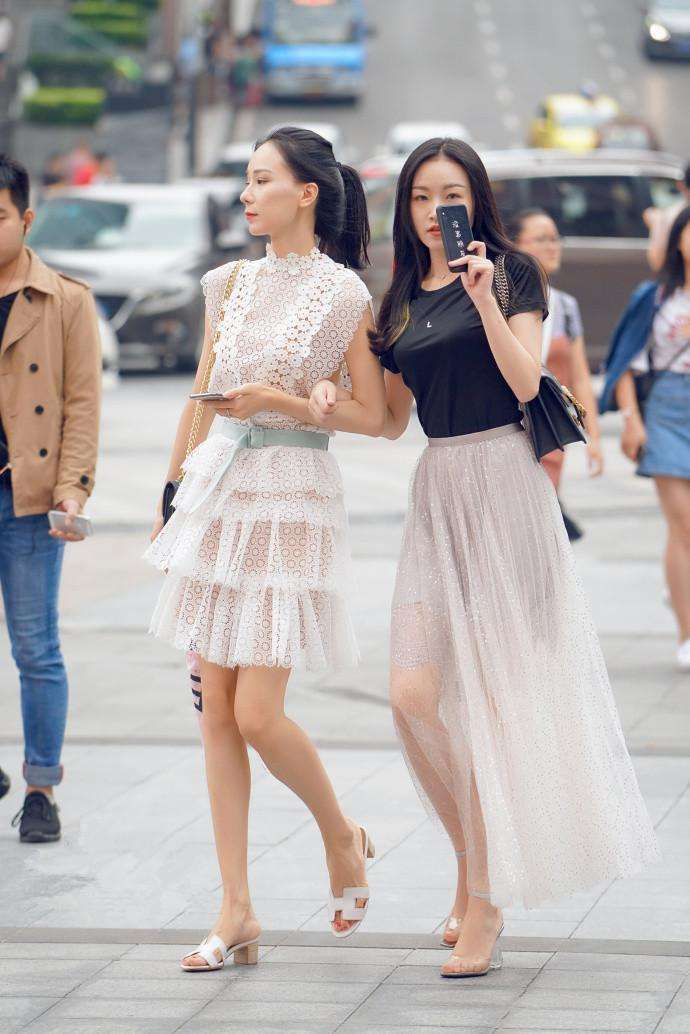 素人街拍: 揭晓那些长腿美女的秘密