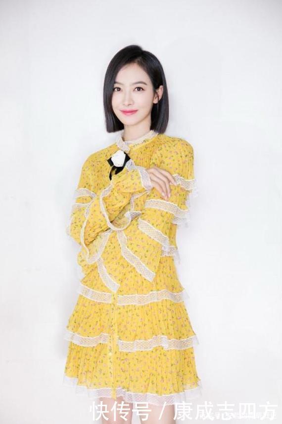 『皮肤』建议皮肤黑黄的女性,春夏常穿这5个“显白色”,减龄还很显高级