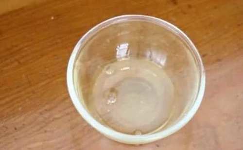 抹点家里的便宜货，轻松去除眼部皱纹！