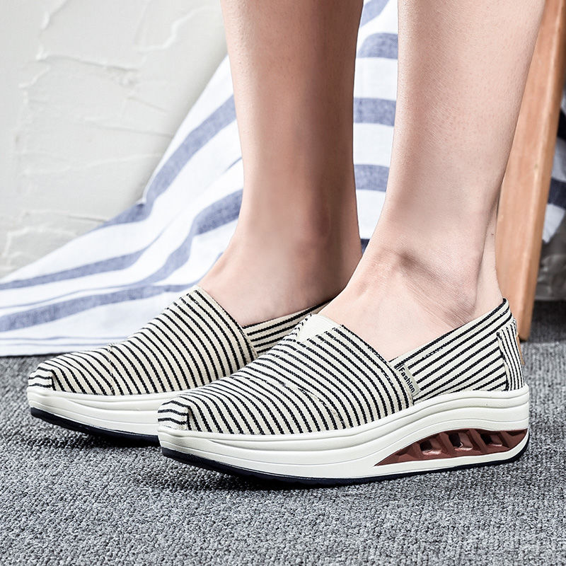 咯脚的高跟鞋别穿了!下面这几款才是今年流行的，透气时髦不累脚