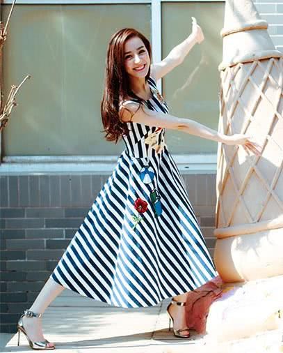 有一种高跟鞋叫热巴的鞋，网友:一般人真驾驭不了!