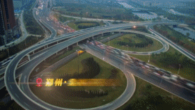  「郑州东站」郑州，向全国发出邀请！