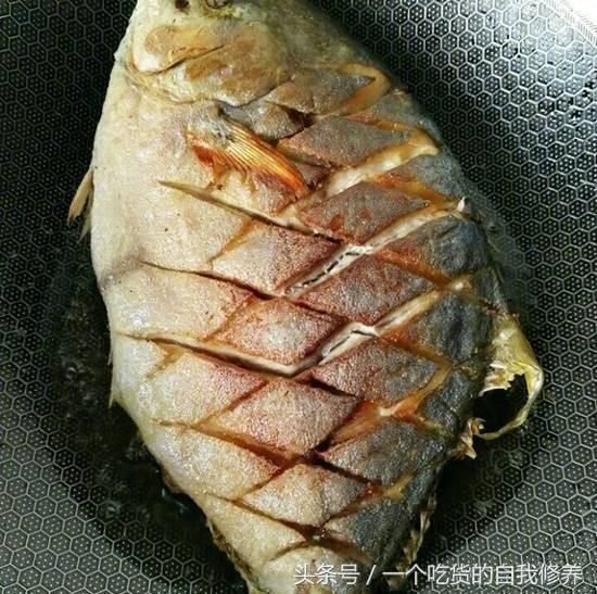 红烧金鲳鱼学会这个做法,什么鱼都能做