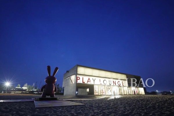 PLAY LOUNGE联合阿那亚『TI.VOLI破界』时尚艺术设计展开幕