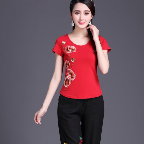 美的让人尖叫的妈妈装!难怪婆婆一买好几件,件件又显嫩又显气质