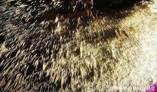 四川新添一座世界级公园! 山水、红叶、冰挂、溶洞每个都惊艳世界