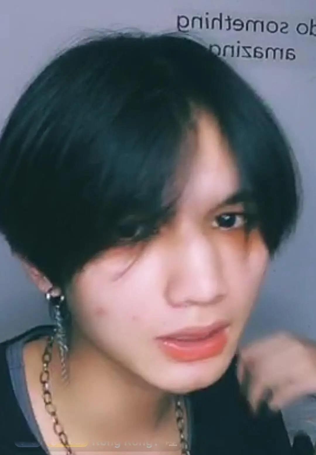 没想到@百万网红照骗翻车现场，点开前没想到这么好笑...全程高能xswl！！