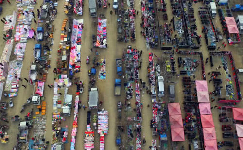  回家的人：农村“年味变淡”后，如今又出现了一个现象，集市越