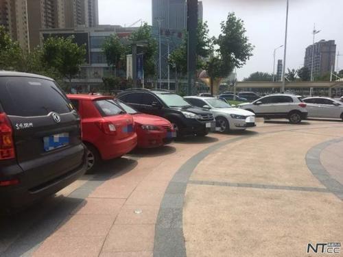 海门龙馨家园沿街商铺陷入窘境 正常使用的主