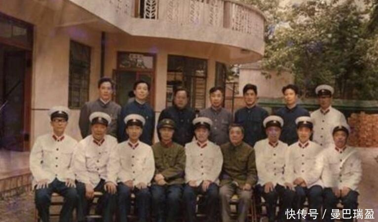  [广州的地位]广州被提升为直辖市以后, 1950年, 广东的省会搬到了哪里