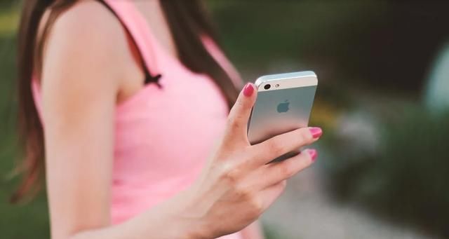 iPhone X\/XS\/XR\/11人脸解锁出现鬼影键盘:苹果