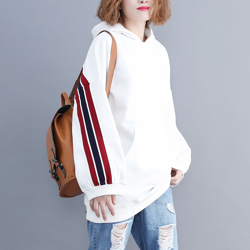 难怪,胖大姐裙子也不穿了,今秋流行卫衣+萝卜裤,超美超好看