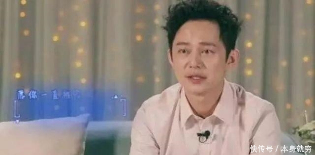 何炅穿越人群拥抱谢娜