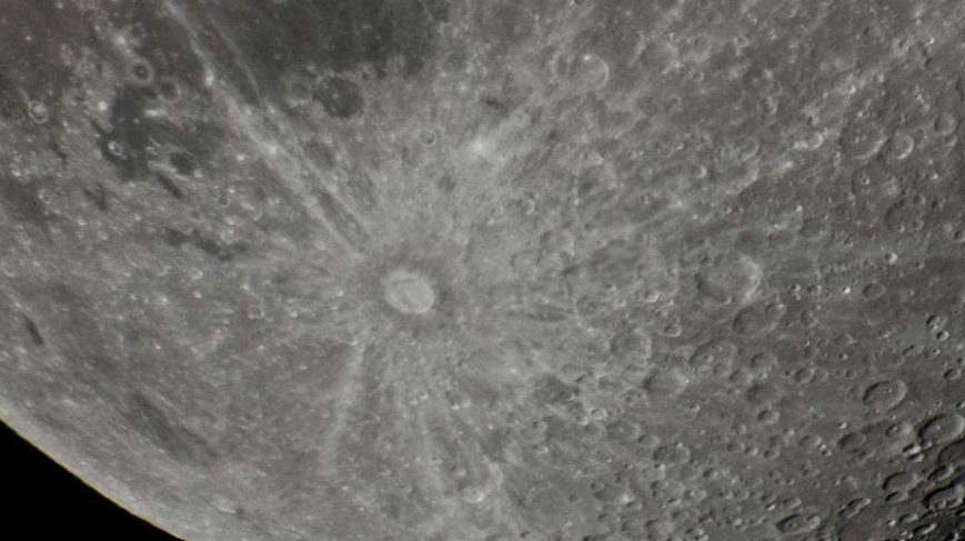 月球上發現飛機殘骸，科學家證明了，可能是外星人遺留下來的 科技 第1張