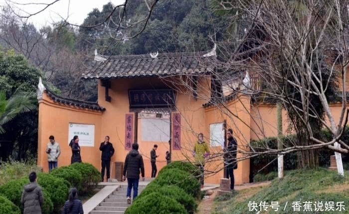 湖南被低估的古镇,是国家级文化名镇,有小南京之称,就在湘西