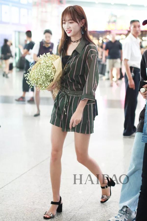 条纹显瘦?是的!条纹格纹这样穿，别人偷偷关注你可别怪我...