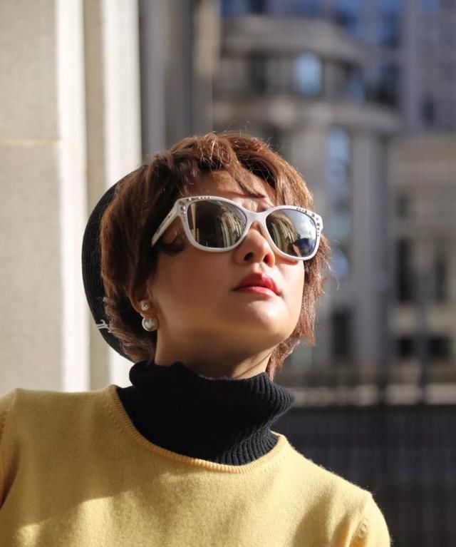  『女人』女人怎么穿搭才会显得,优雅女人味十足?