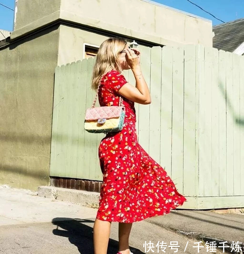 『女人』最近火了一种裙子,叫“山楂裙”,时髦显瘦,适合三四十岁的女人