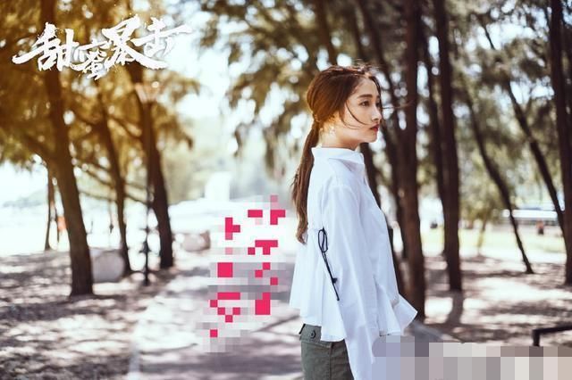 《甜蜜暴击》里关晓彤8套衣服，一套比一套好看，特别是最后一套