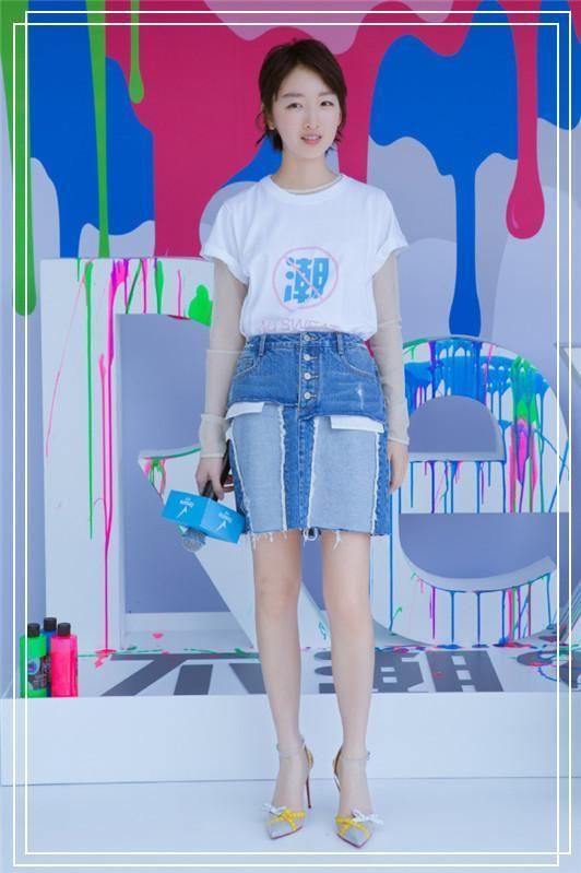 别以为只有超模才有大长腿，162周冬雨用实力告诉你矮个子也有！