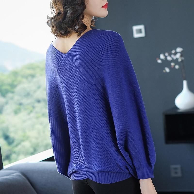 风衣该隐退了，现在流行这种毛衣衫，好穿不贵，美的恰到好处