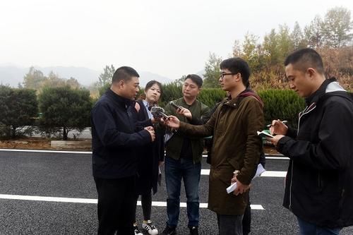  「车道」高速省界收费站“撤站”：一脚油门 畅行高速