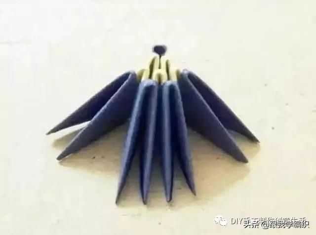 『蓝色』简单的折个三角,组合成百变造型