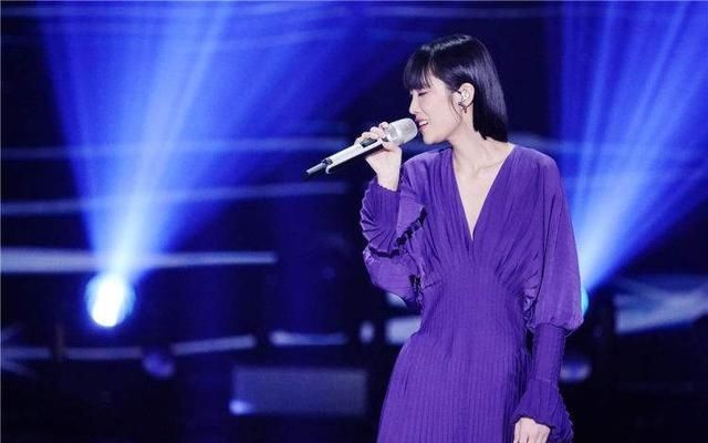 姐妹：黄雅莉获胜因为张韶涵？舞台上大谈姐妹情，苏诗丁输比赛引争议