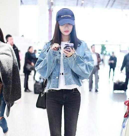 曾和黄晓明谈恋爱, 被baby踩着上位, 如今风格变化惊艳网友!