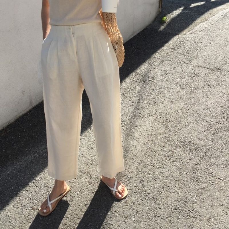 7080后女人，秋天别又傻傻穿裙!穿精致减龄“漫步裤”，才美