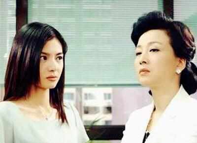 老公去世我再婚,儿子在不小心打翻菜,婆婆一句