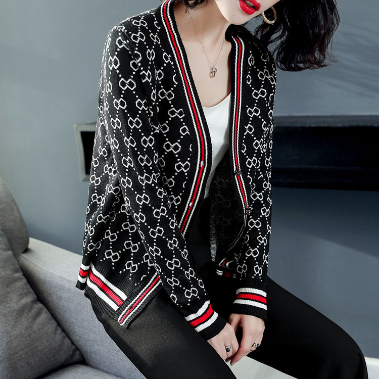 马上中秋!给妈妈买这新款“秋装”，时髦上档次，简直美爆了