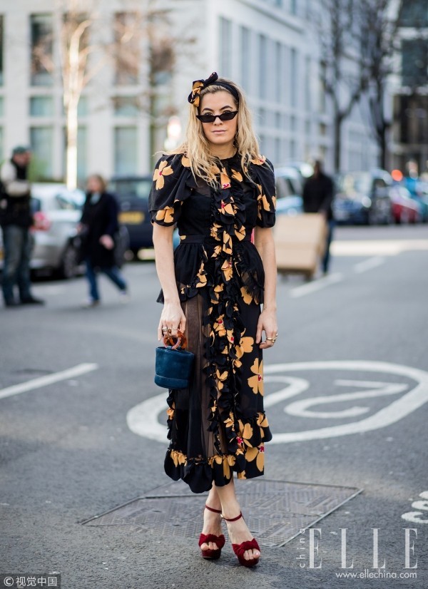 夏天的花裙子可以穿多美?看完想入!