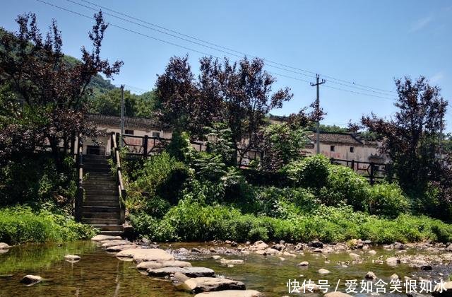  大宅|国内“最牛”豪门大宅，一栋房子就是一个村，下雨都不用打