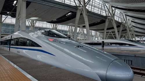 我国最“赚钱”的高铁，高峰时像公交车一样，5分钟就发一趟！