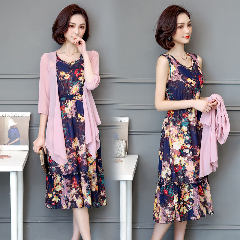 大屁股女人，紧身衣别穿!瞧，穿松垮裙，洋气又迷人，太显瘦了