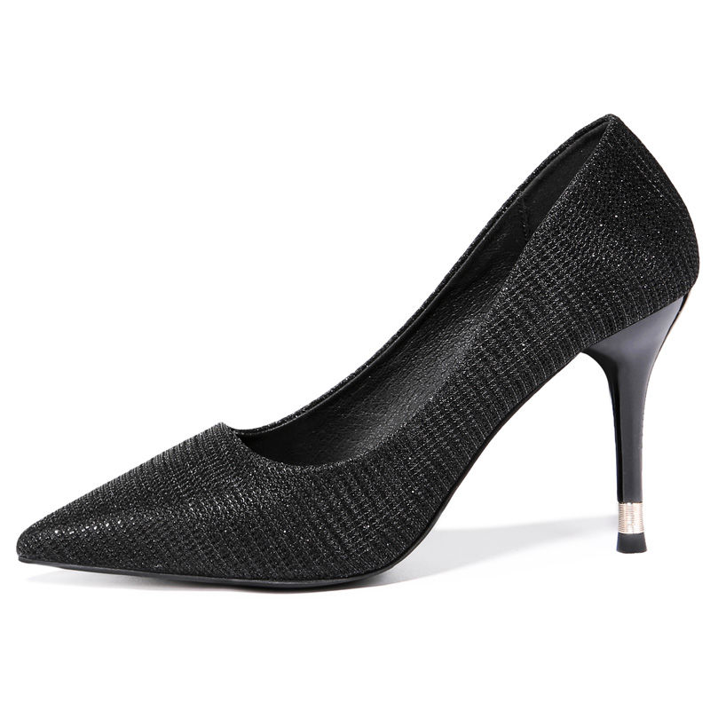 这几款高跟鞋很时尚，可以拉长你的腿部线条，美丽从脚开始