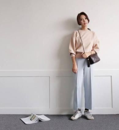  『宽松款式的衣服』肚子赘肉太多穿衣服不好看？教你几个小技巧，搭配显瘦又时尚