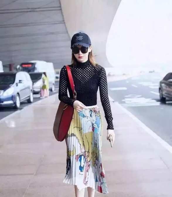  「女人」百搭减龄显身材,它是聪明女人衣橱里的必备品!