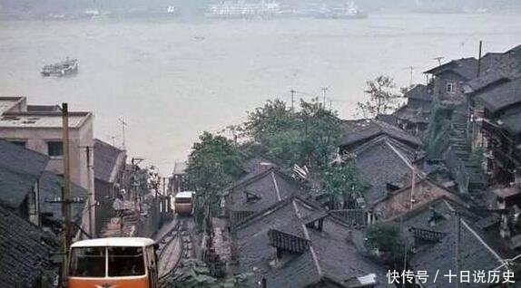 1983年的重庆，图3是山城，图7是重庆火车站