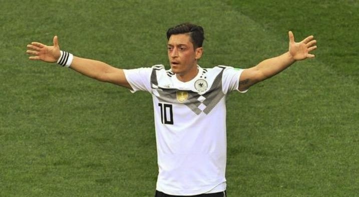 午间星闻《战狼2》《我不是药神》这些电影是怎么火的？这位重庆