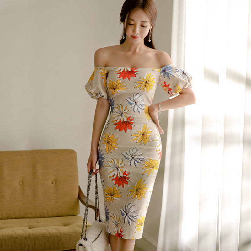 丰满的女人太美了!瞧瞧下面这样穿的女人，性感妩媚贼漂亮