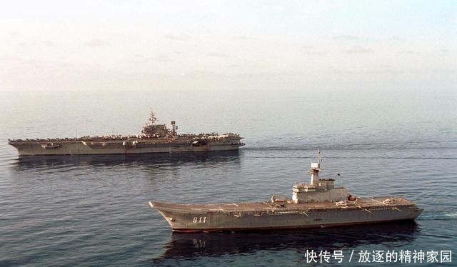 第一艘航空母舰是什么