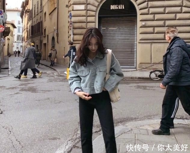  带着几分@别纠结搭什么裙子？换它时髦指数飙升