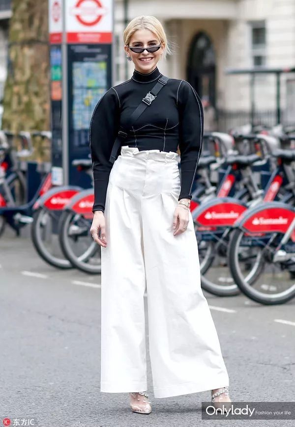 你距离时髦精可能就差一副超窄墨镜了