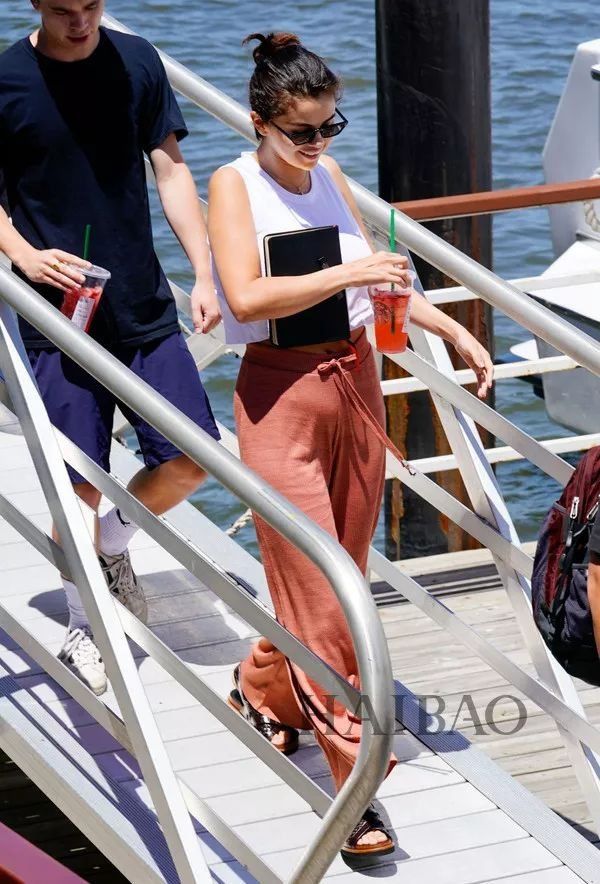 全智贤的超强气场多亏了这条裤子!学会阔腿裤的3种穿法还怕自己不