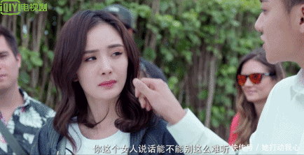 #忍不住#明星被“捏脸杀”:杨幂刘诗诗脸变形,赵丽颖的圆脸总让人忍不住